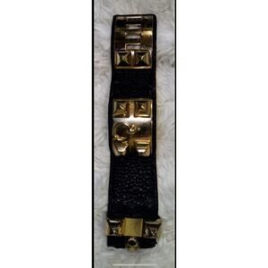 "Collier De Chien" lady's cuff bracelet, black leather Protect Piece